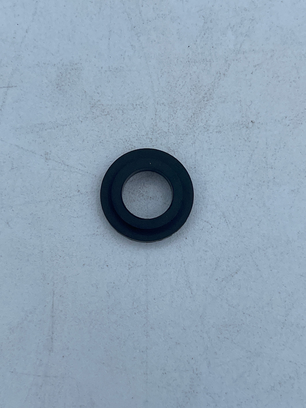 Tohatsu Rubber Mount 3F3069200M