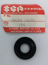Load image into Gallery viewer, Suzuki Seal, Clutch Rod Conn Dust 09284-14004
