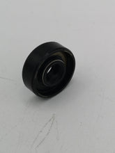Load image into Gallery viewer, Suzuki Oil Seal 09289-10005
