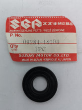 Load image into Gallery viewer, Suzuki Seal, Clutch Rod Conn Dust 09284-14004
